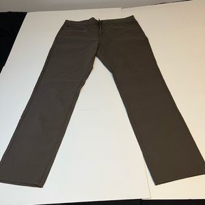 Copper Oak Khaki Stretch Pants w zip pocket Size 36/32